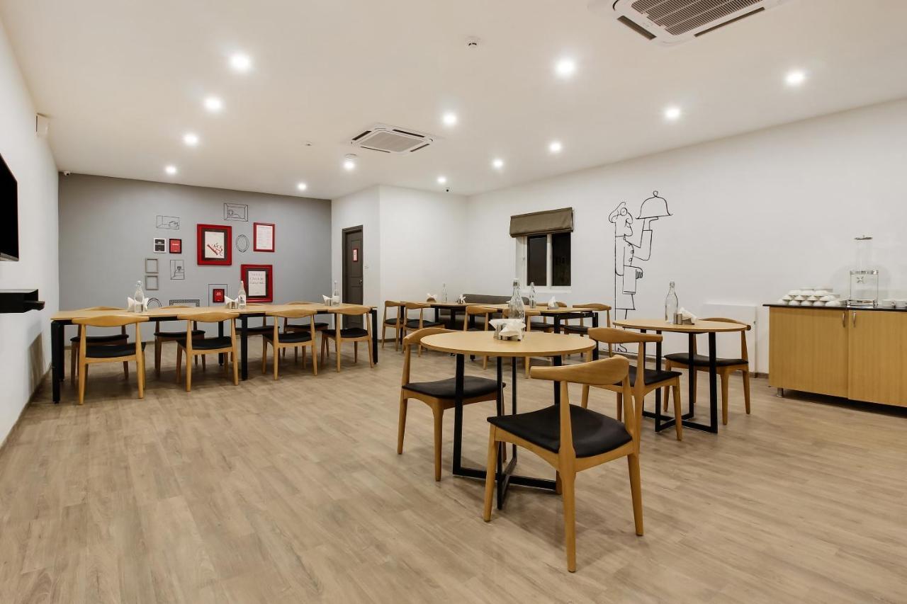 Oyo Townhouse 600 Gangothri Hotel Secunderabad Bagian luar foto